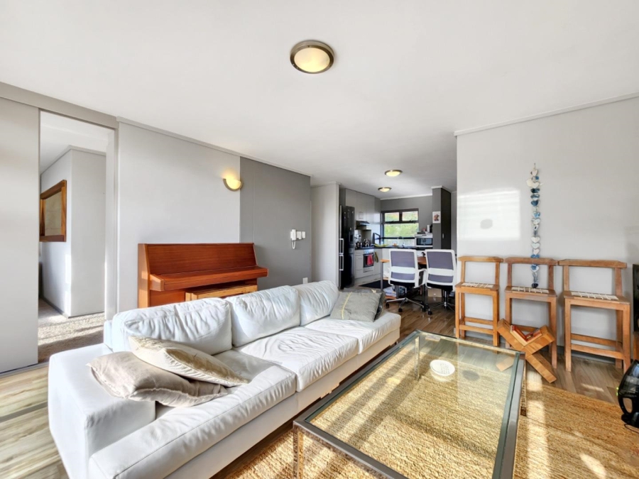 To Let 2 Bedroom Property for Rent in Sea Point Western Cape